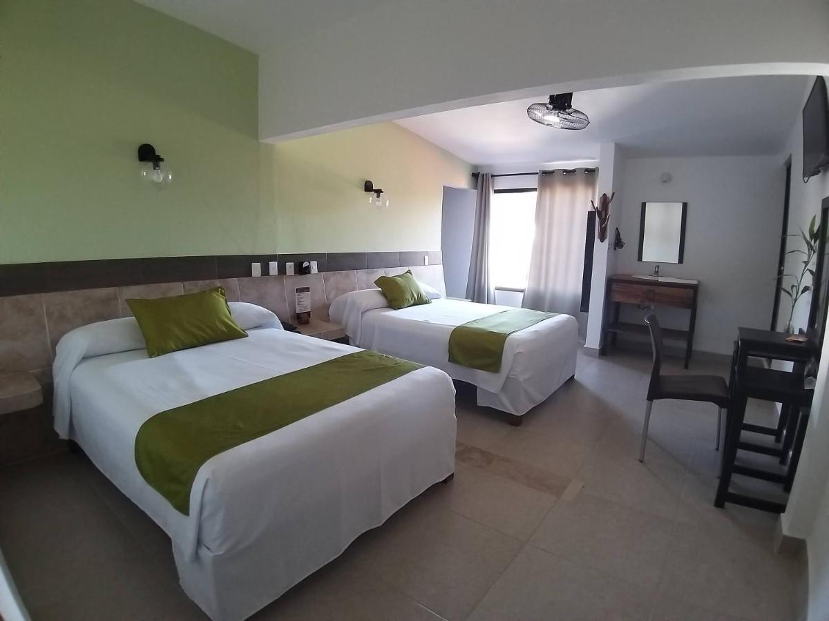 Hotel D Marco Exxpres Palenque Kültér fotó
