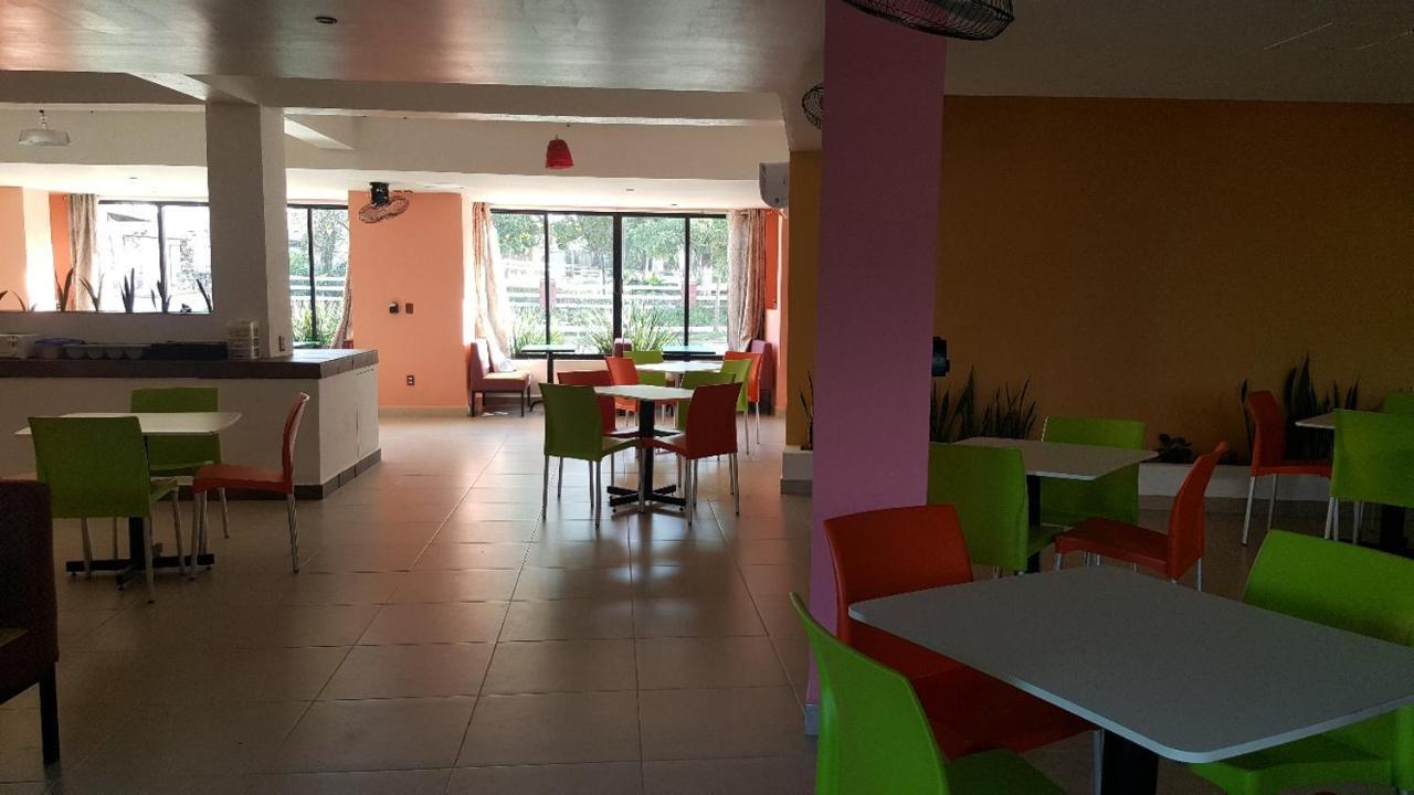 Hotel D Marco Exxpres Palenque Kültér fotó