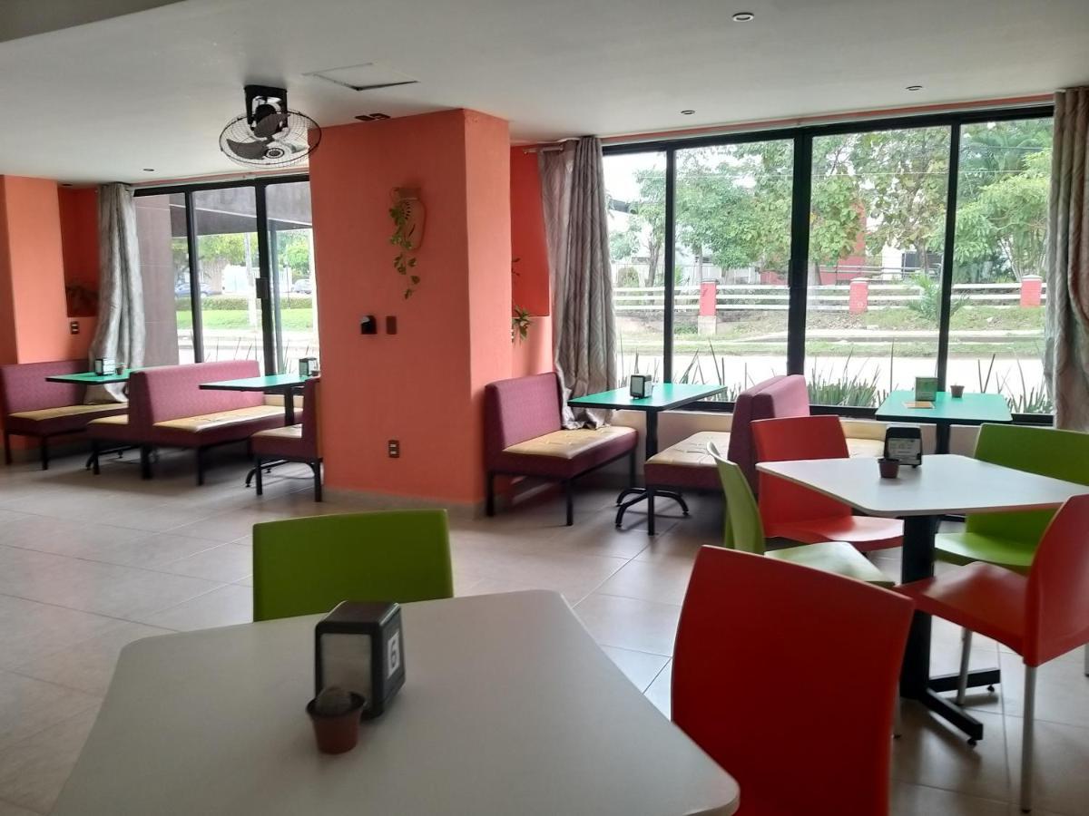 Hotel D Marco Exxpres Palenque Kültér fotó